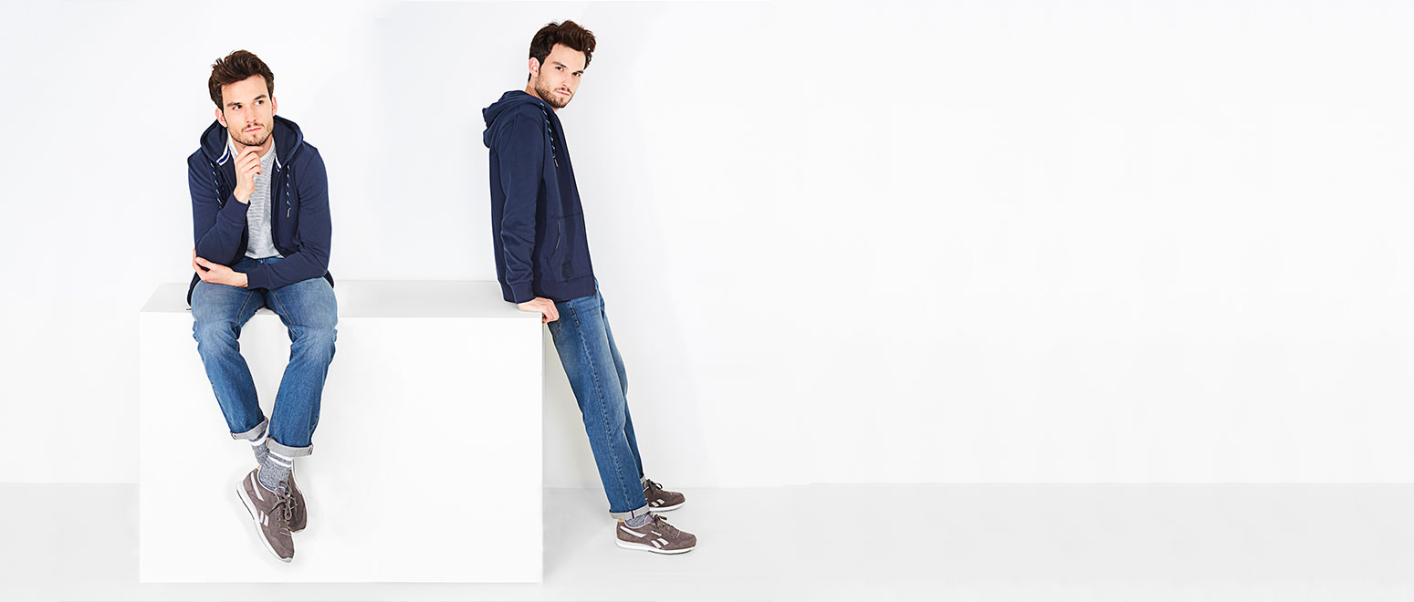 Guide fitting pour hommes: un jean est une base de chaque tenue
