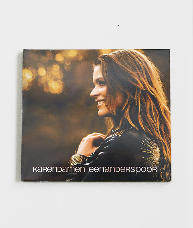 Karen eerste solo cd, een ander spoor!